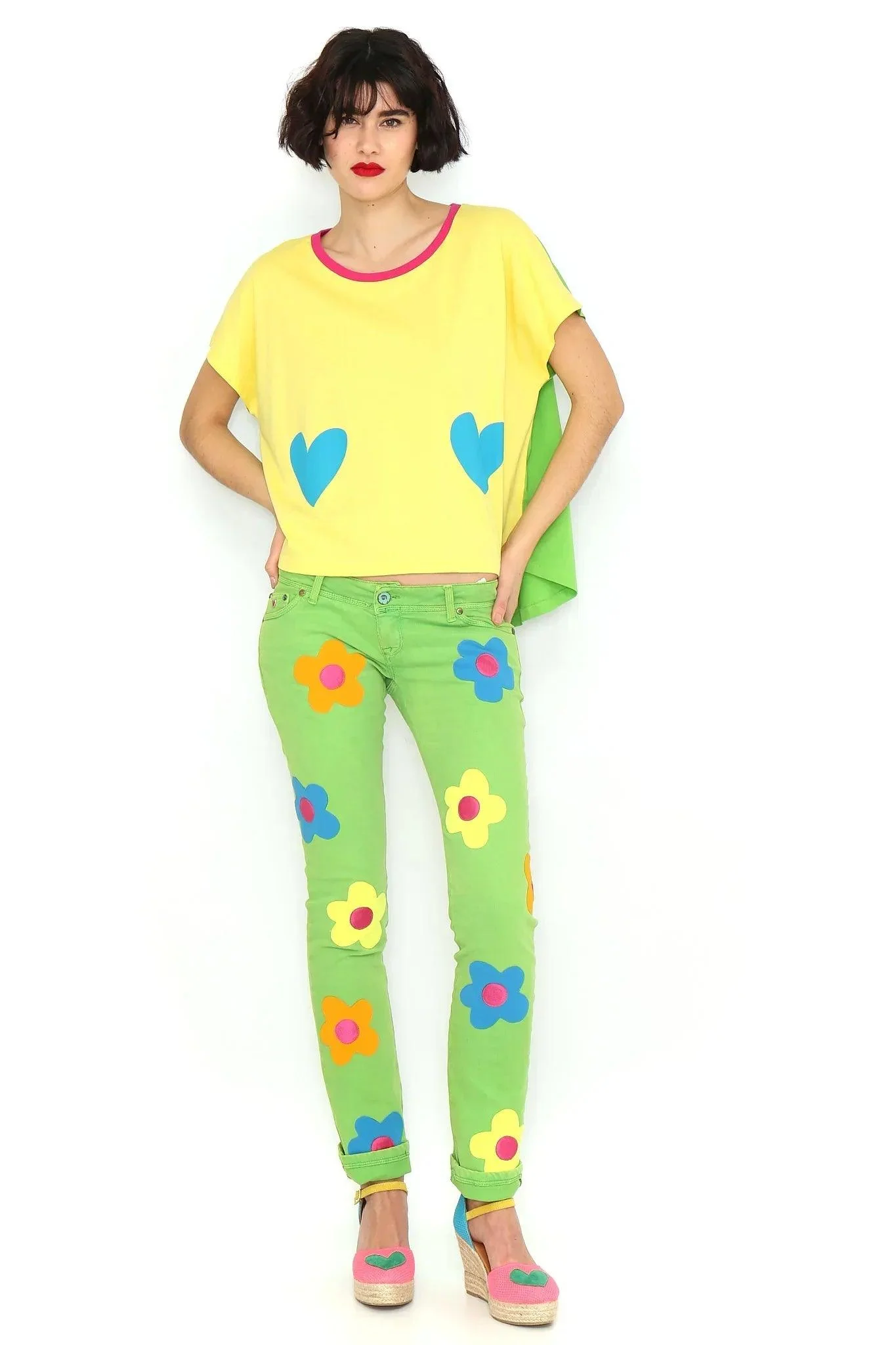 CAMISETA AMARILLA CORAZONES - Image 6