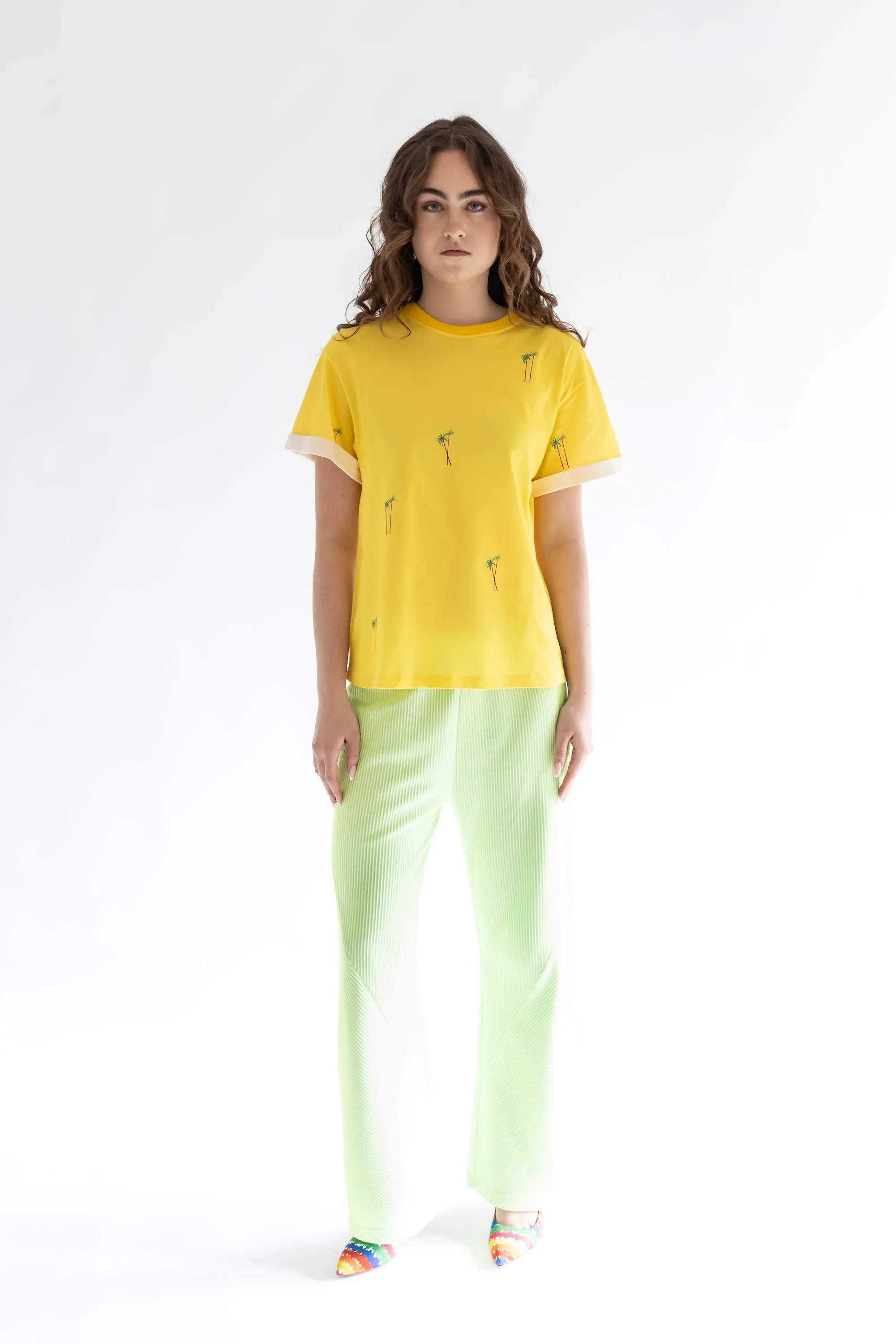 CAMISETA AMARILLA PALMERAS - Image 3