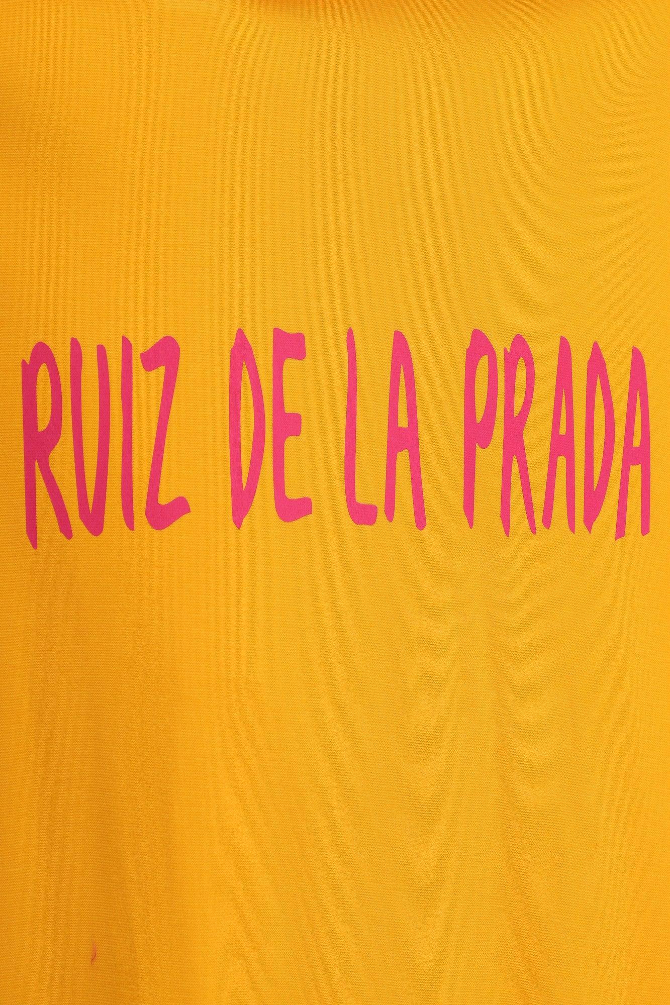 CAMISETA OVERSIZE AMARILLA ARP FUCSIA - Image 6
