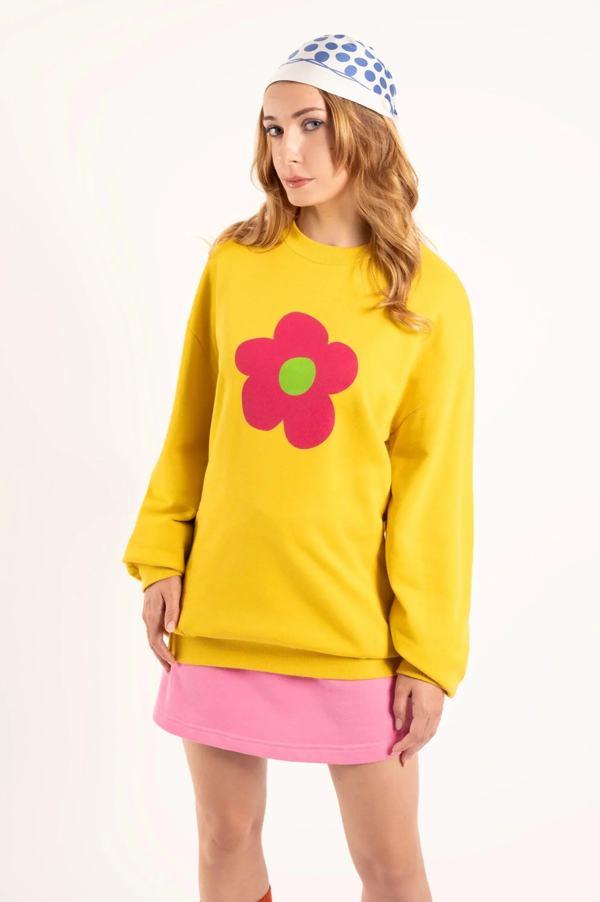 SUDADERA MUJER MOSTAZA FLOR FUCSIA - Image 3