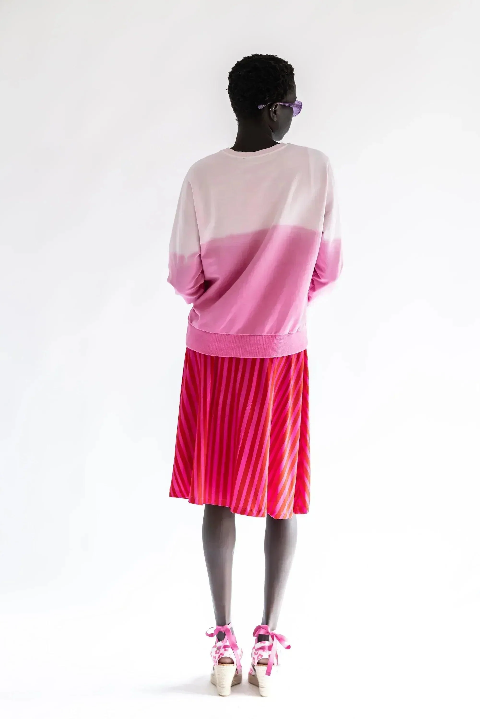SUDADERA ROSA DEGRADADO - Image 9