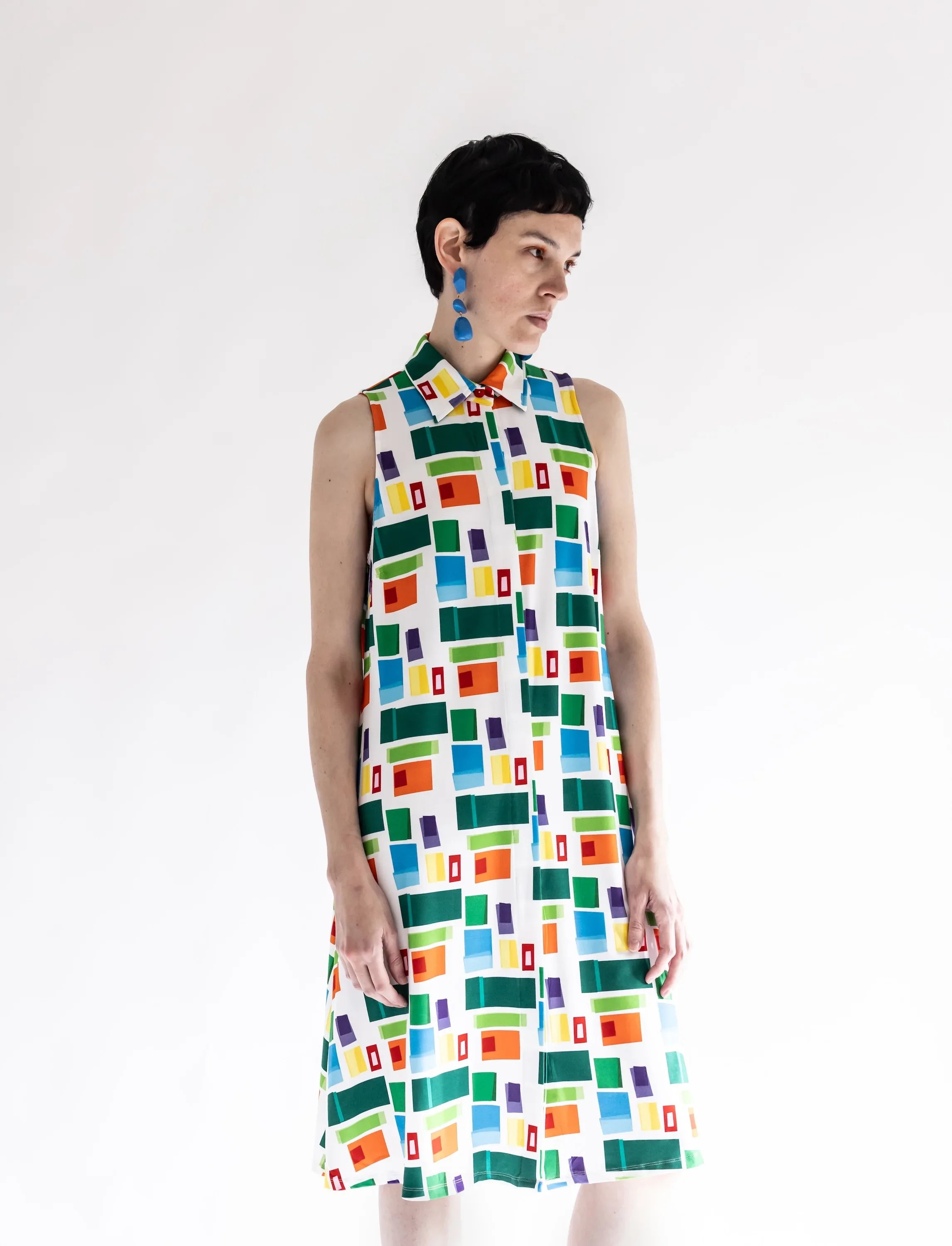 VESTIDO CUELLO BOTONES CUADROS - Image 3